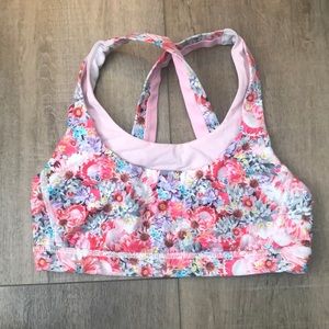 Lululemon sports bra